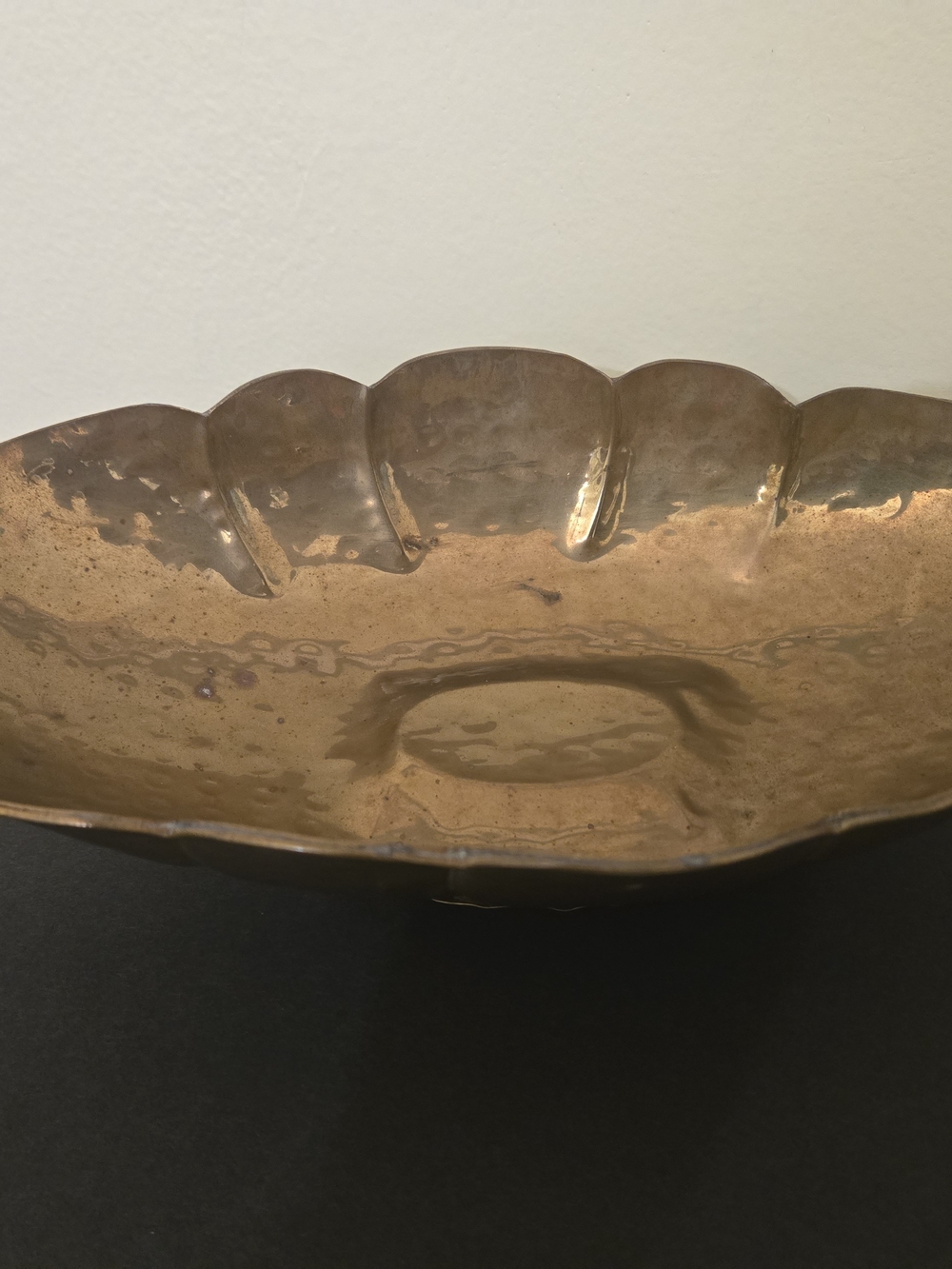 Vintage Scalloped Oval Brass Footed Centerpiece Bowl with Handles - Picture 4 of 13